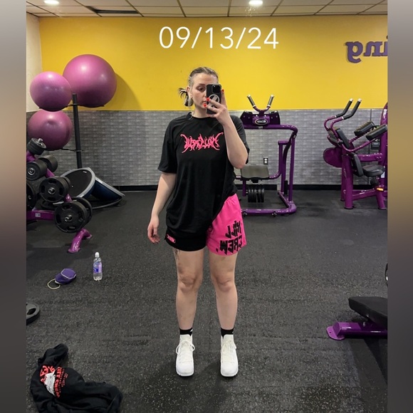 Meet your Posher, Dani - Picture 9 of 10